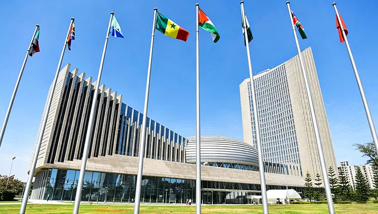 African Union Technical Team Visits S-Track to Explore New Opportunities for China-Africa Cooperation